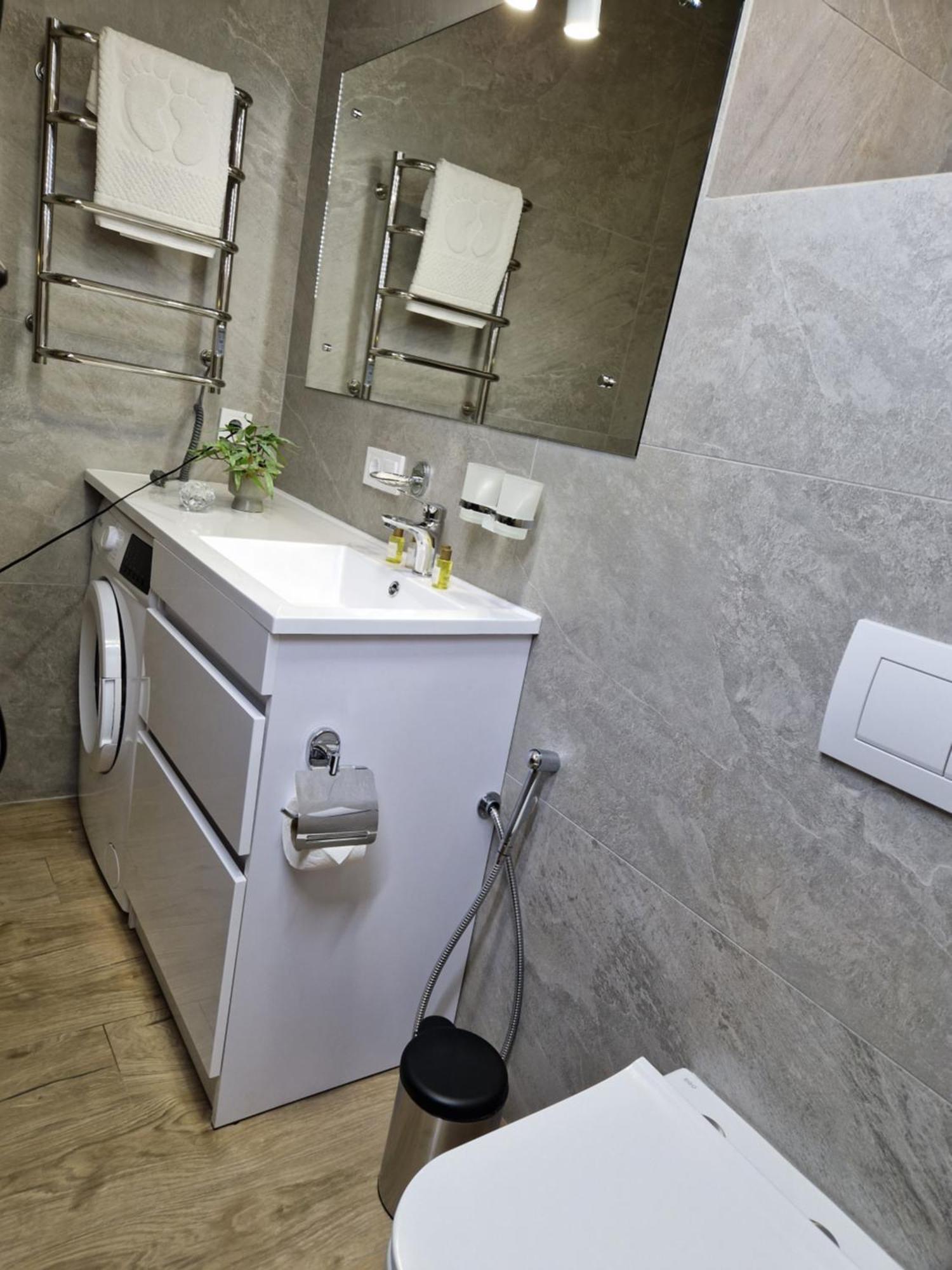 Demar Apart Franka Lviv Extérieur photo